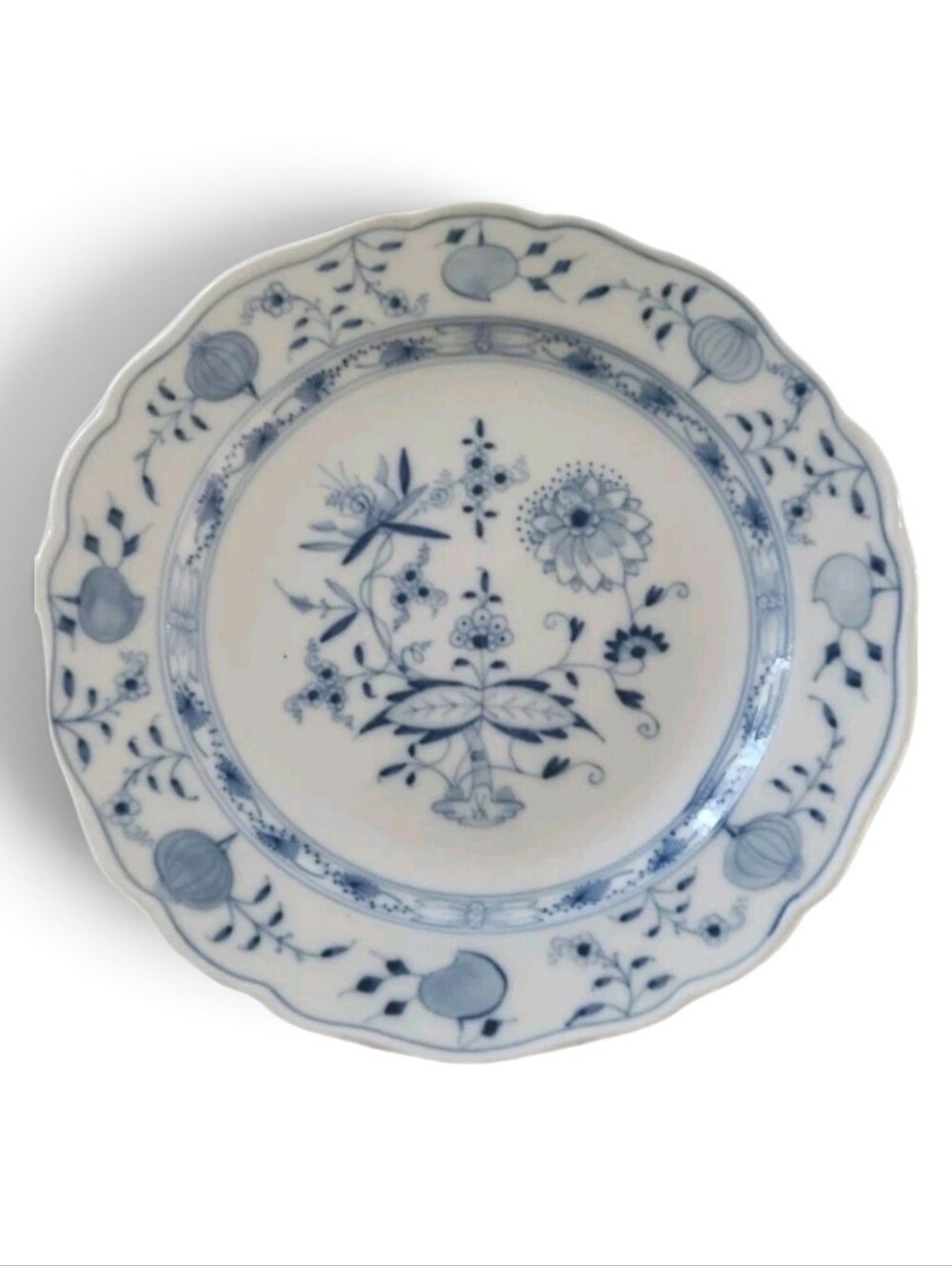 Meissen Antique "Blue Onion" Porcelain 7" Plate